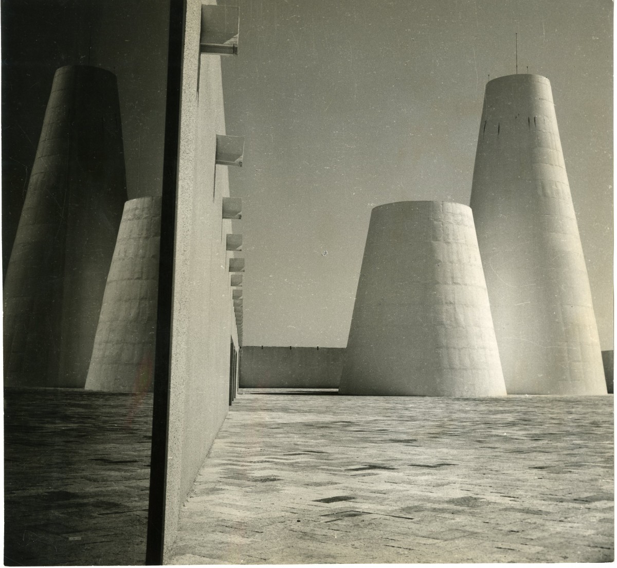 Torres de AutoMex, arch. Mathias Goeritz, Toluca